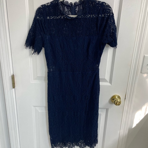 EUC Remarkable Navy Blue Sheer Lace Short Sleeve Mini Dress Sz L - Picture 7 of 10